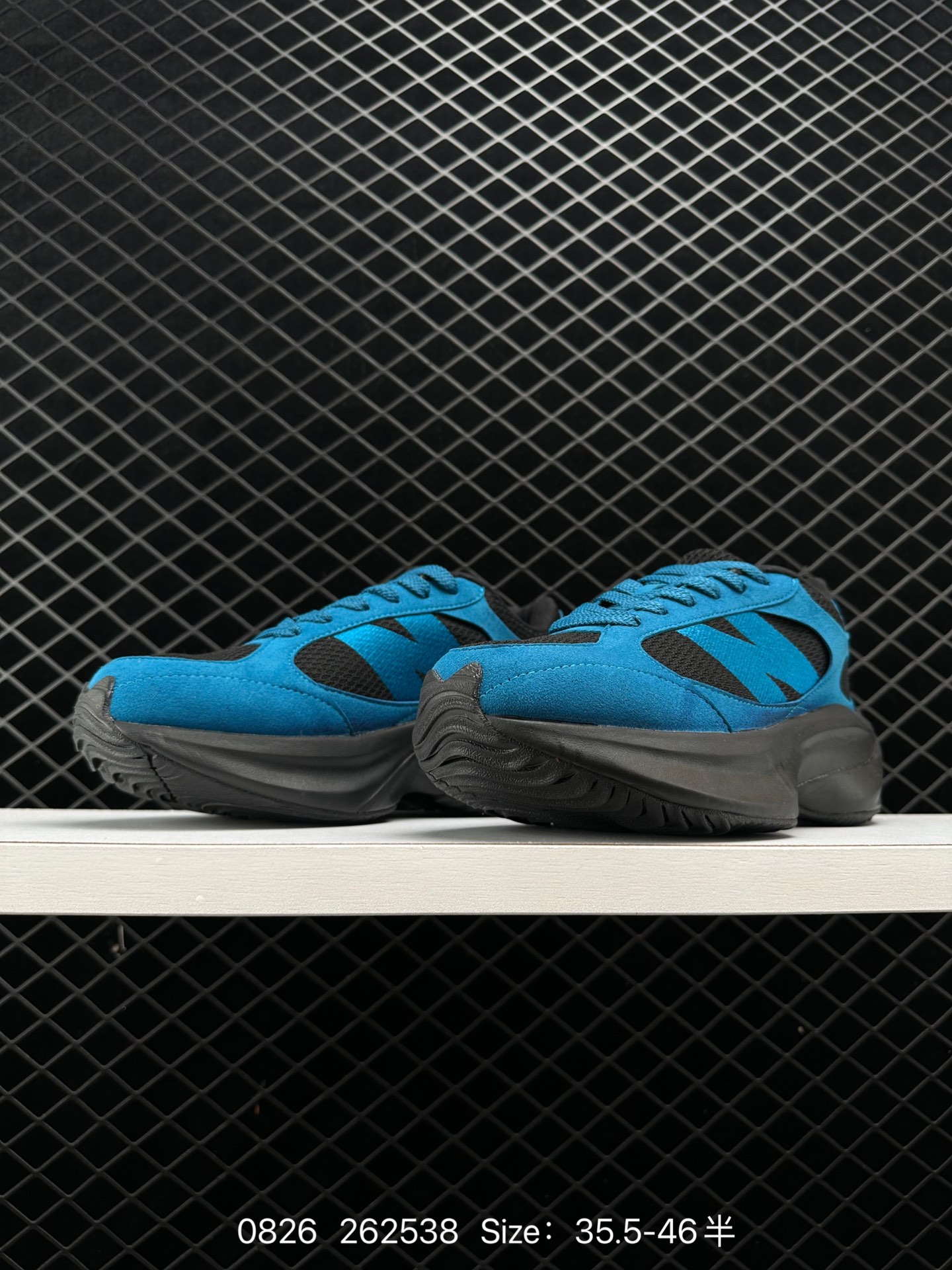 New Balance Warped Runner